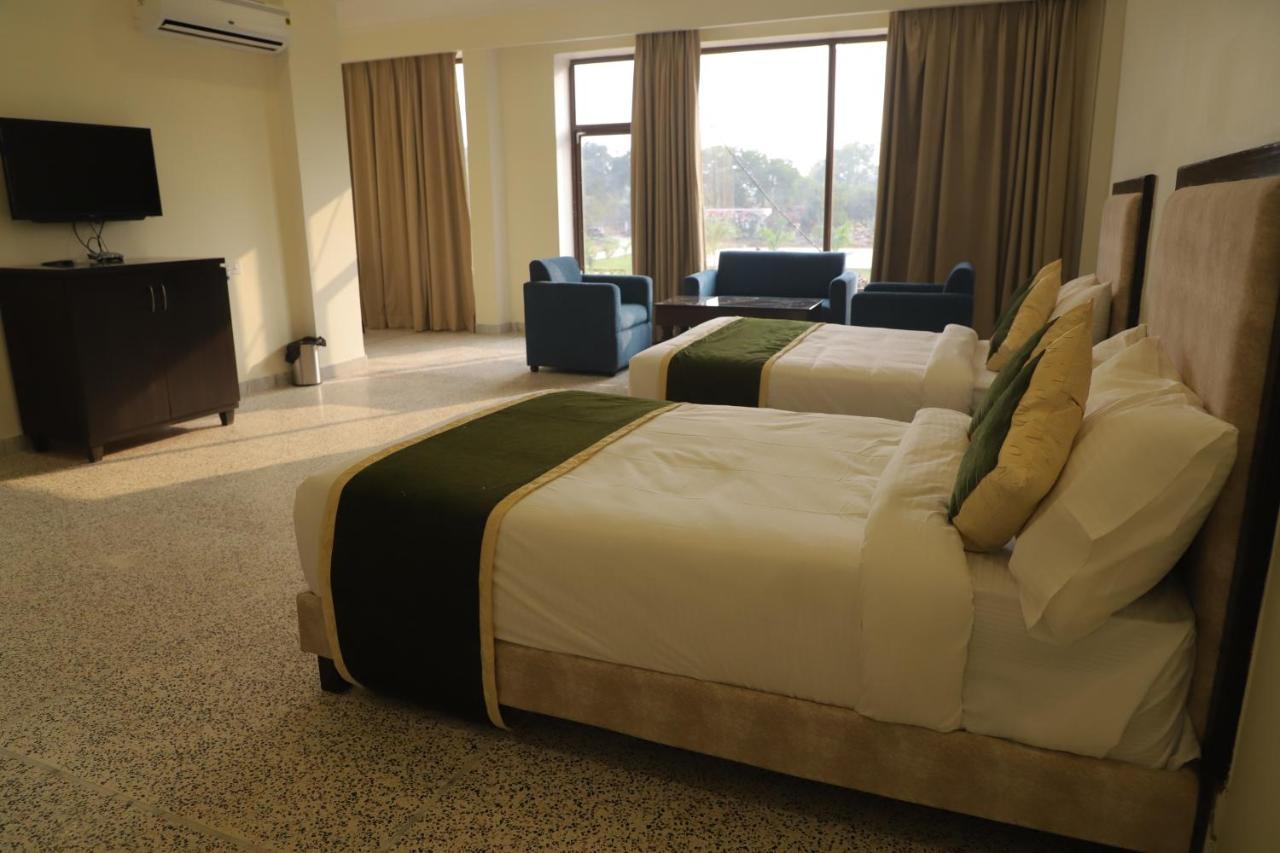 Superior Twin Room with Garden View